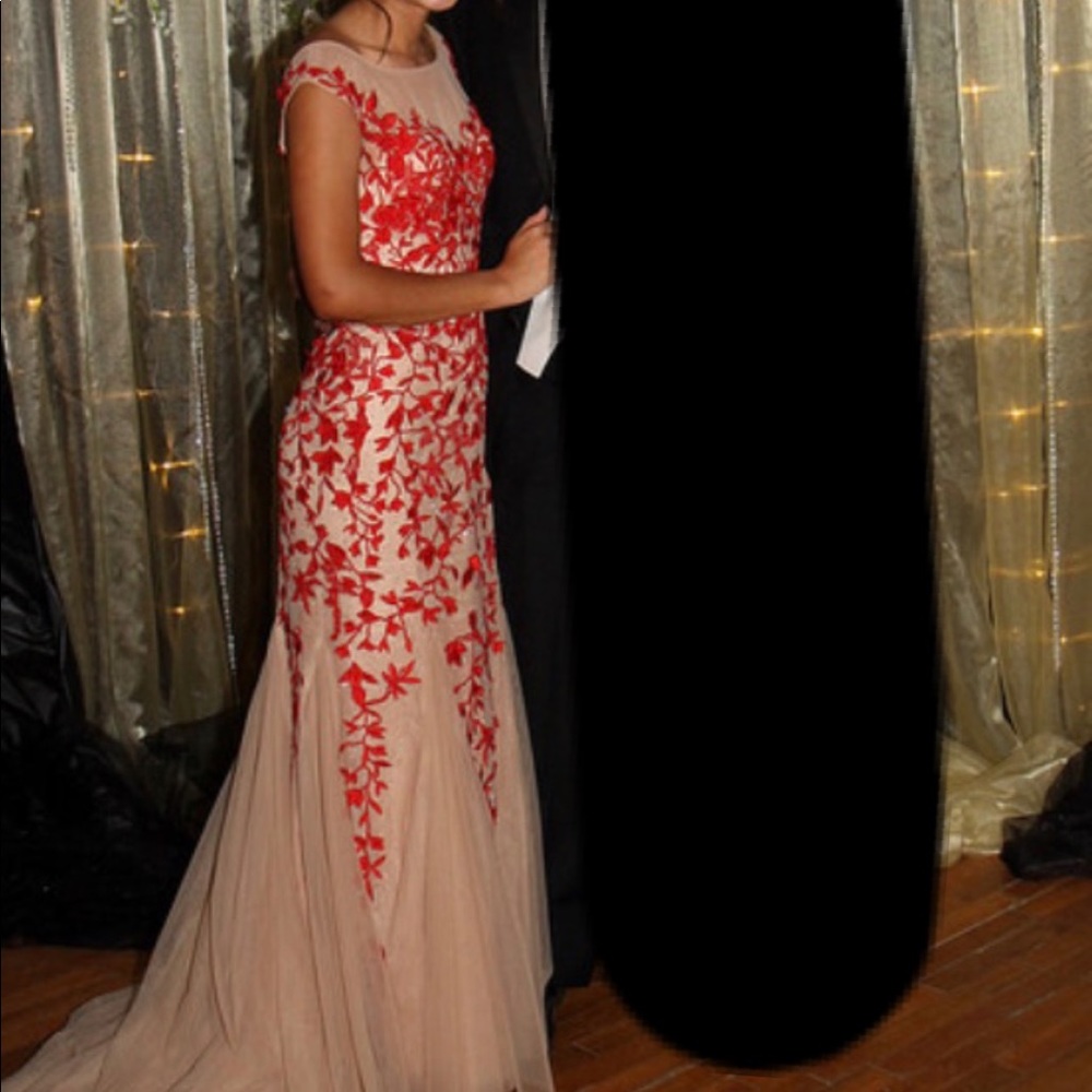 Red & Nude Sherri Hill prom dress